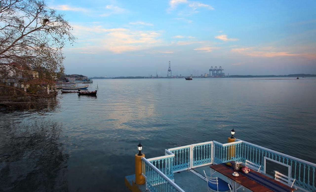 Bloom Boutique Waterfront Fort Kochi מראה חיצוני תמונה